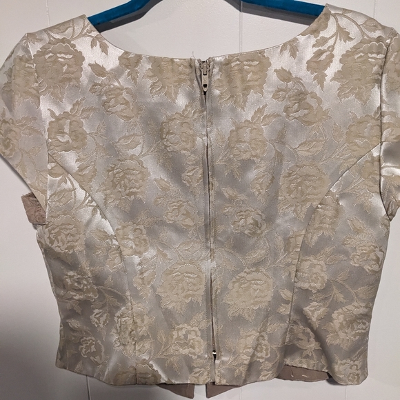 Vintage top! - Picture 8 of 10